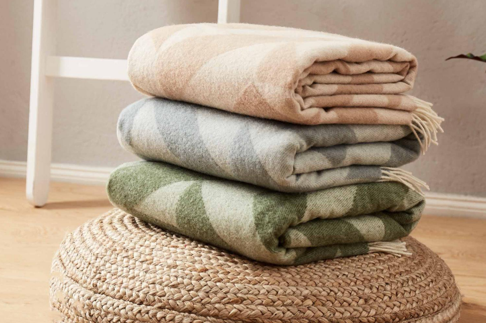 Looking for Luxury Blankets: Get the Best Wool Blanket