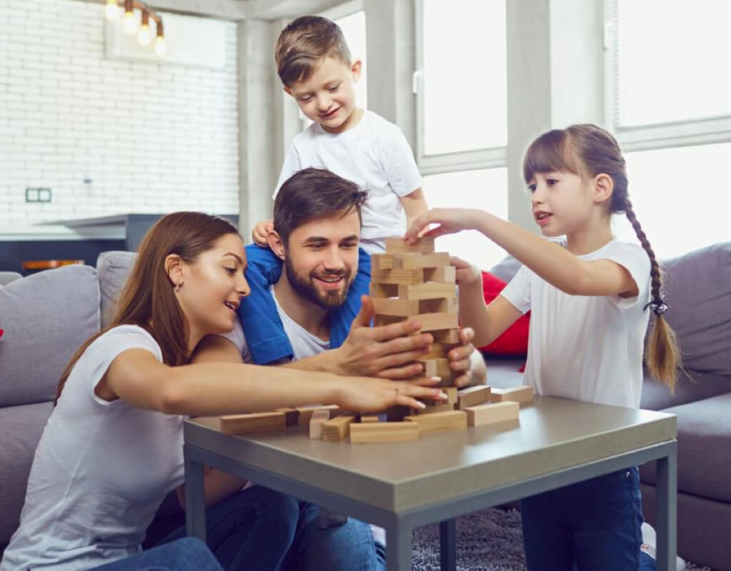 What Are the Top Famous and Must-Have Board Games NZ to Play in your Gatherings?