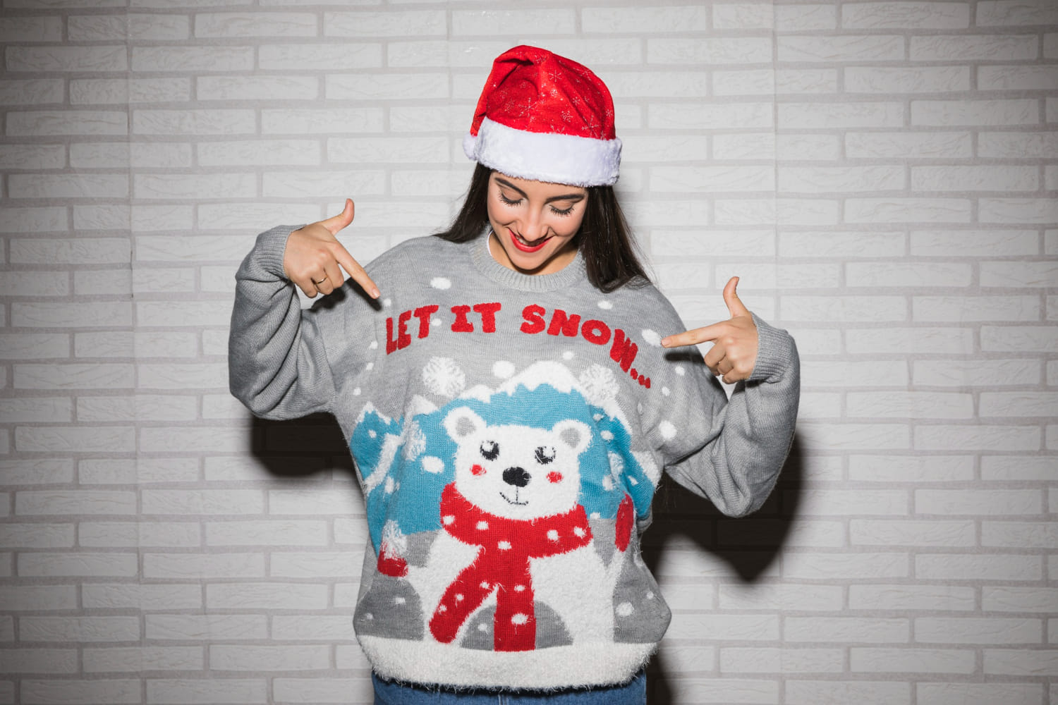 Custom Printed Sweaters: Because Sometimes Off-the-Rack Just Won’t Do